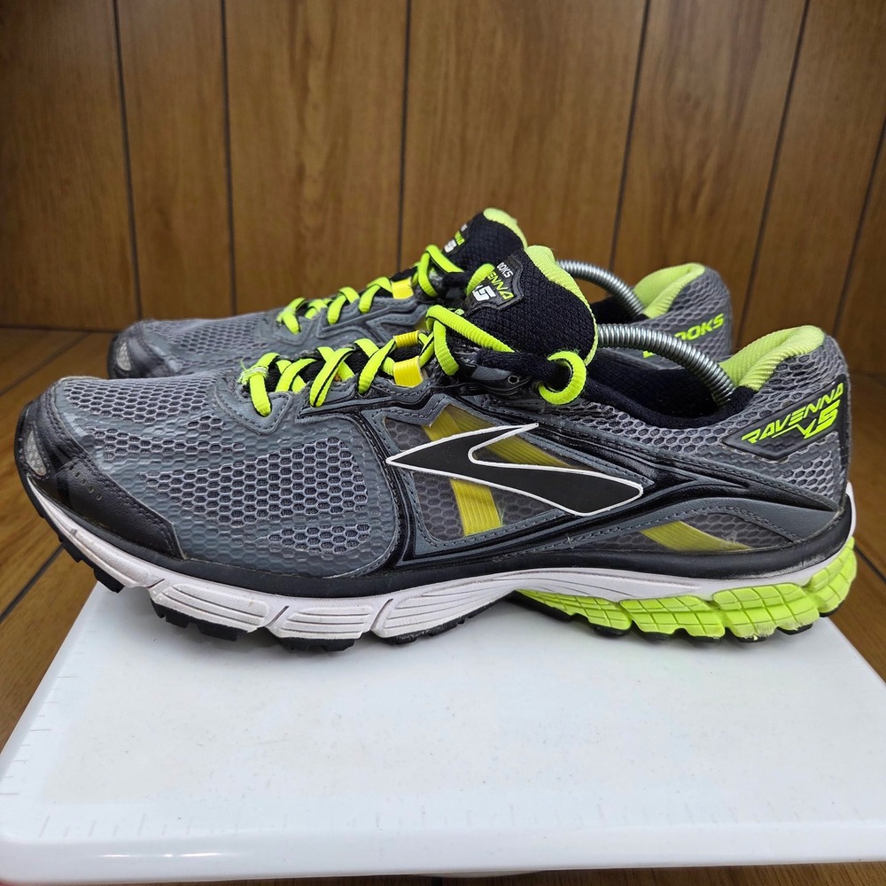 Brooks Ravenna 5 Mens Running Shoes Grey Lime Green Black 1101561D093 Size 14